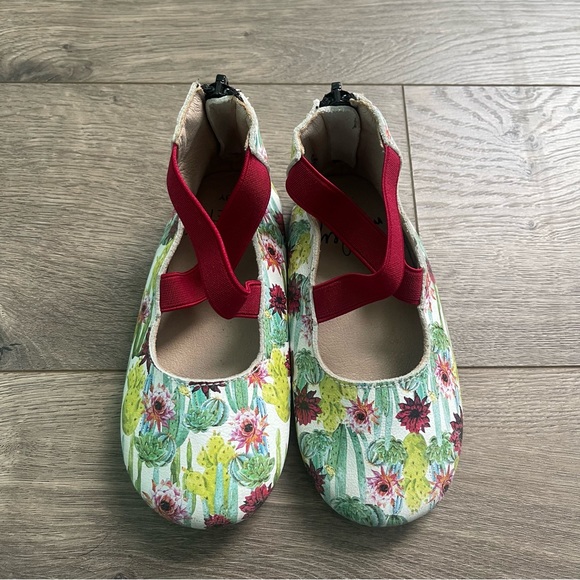 Monkey Feet Cactus Floral 2-3y Ballet Flats - Picture 2 of 10